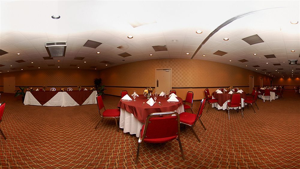 Texas Inn & Suites Дентон Екстер'єр фото